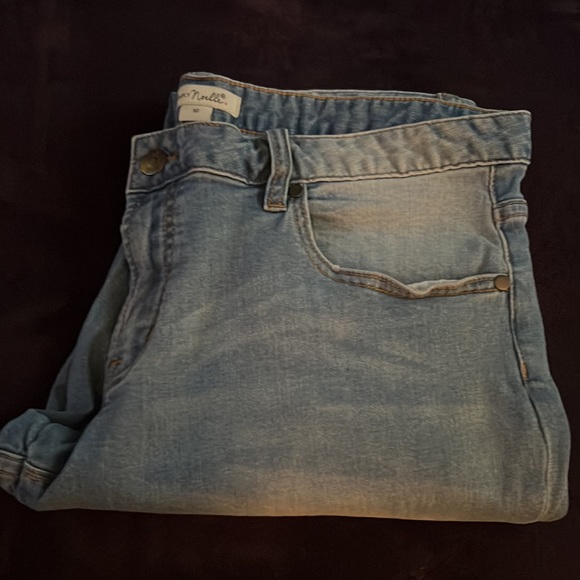 Simply Noelle light wash Distressed Jeans size 10 - Picture 5 of 8